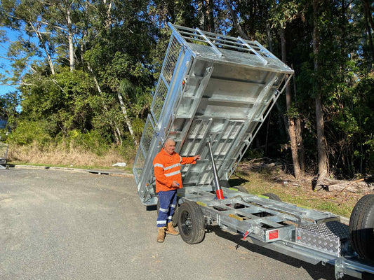 12x7 tipper heading home