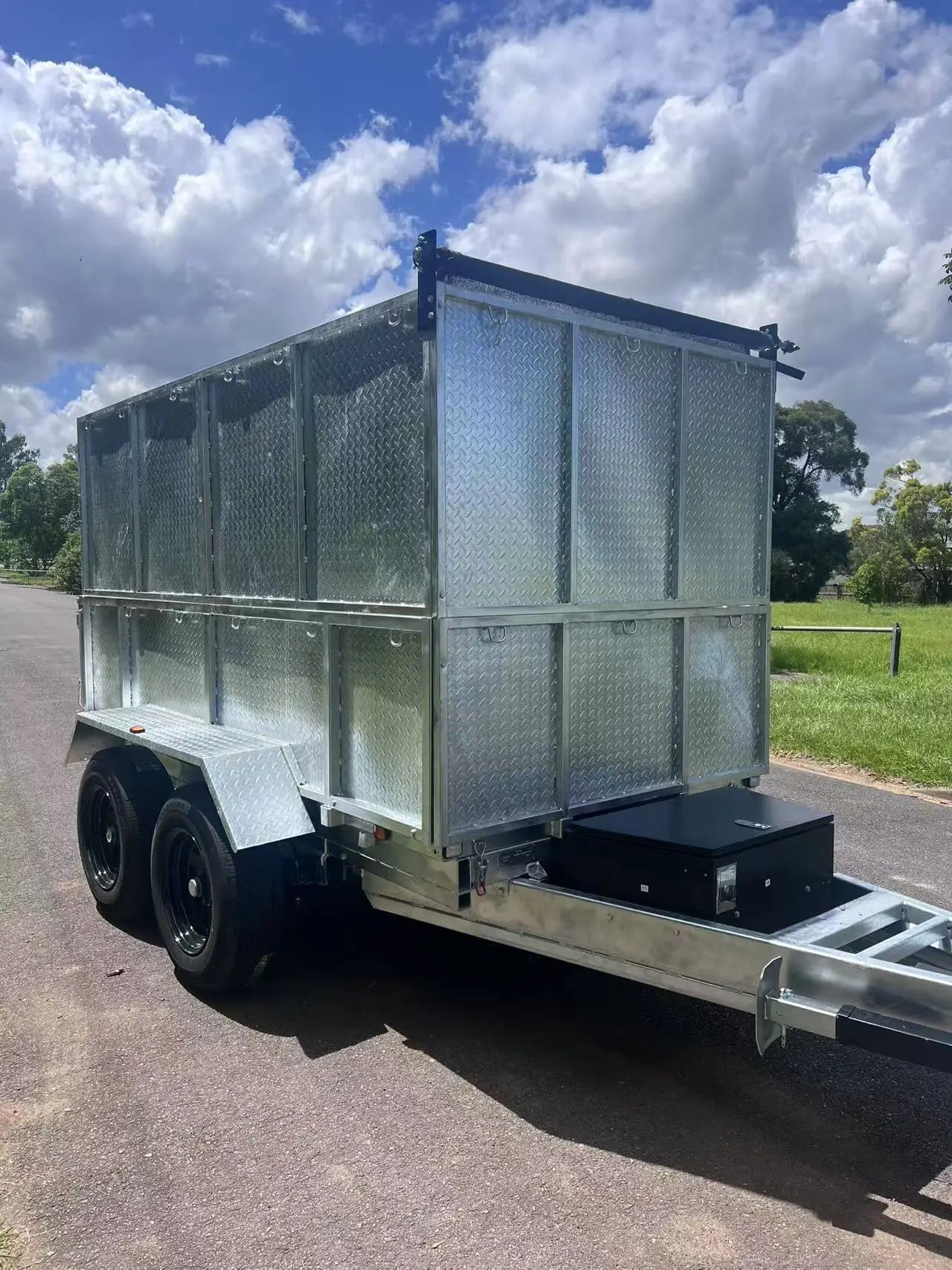 10×5 Skip Bin HYD Tipping Trailer 4490KG ATM