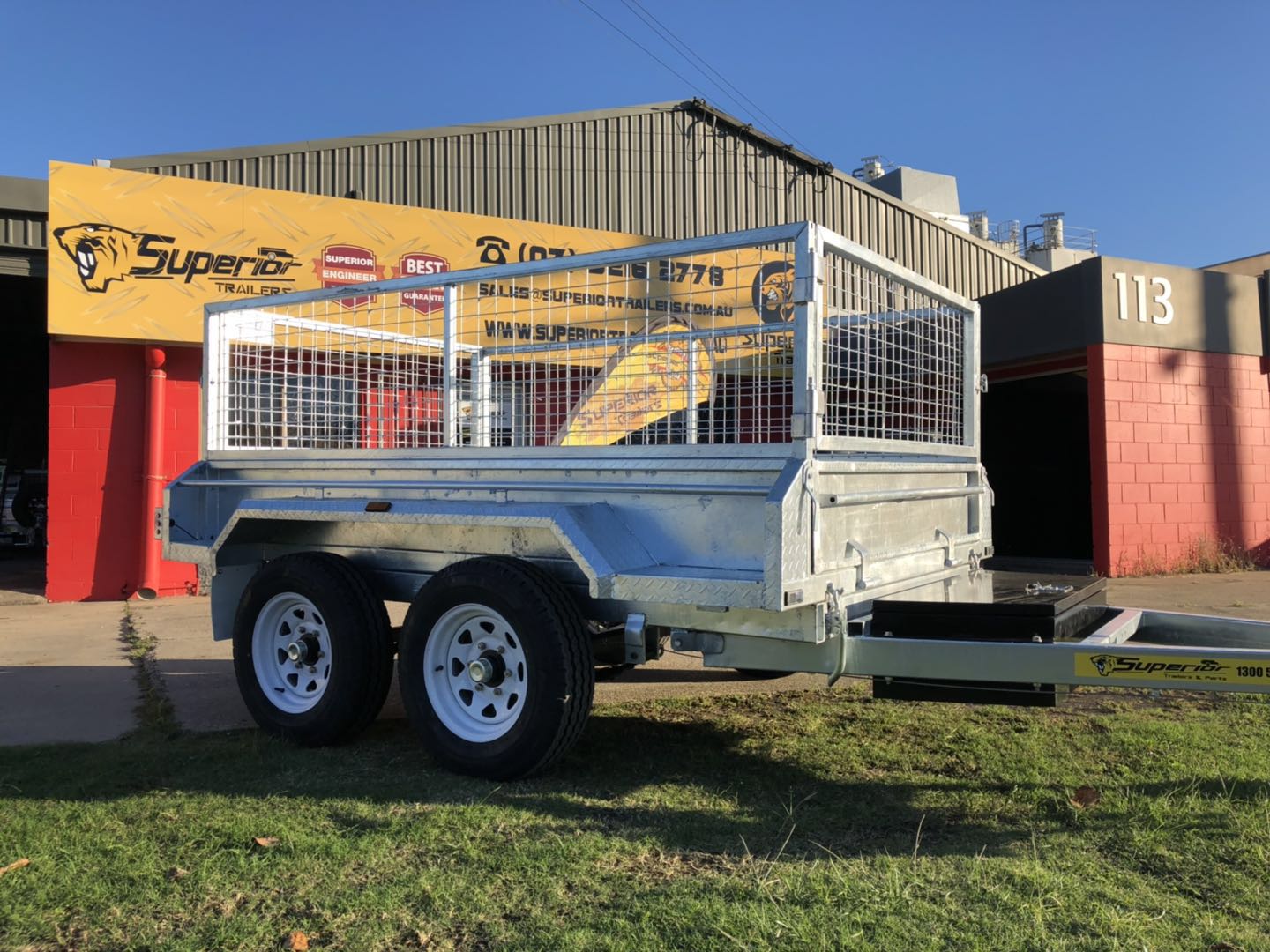 Superior H/D Premium Tandem 10x5 Hydraulic Tipper 3200KG Rating