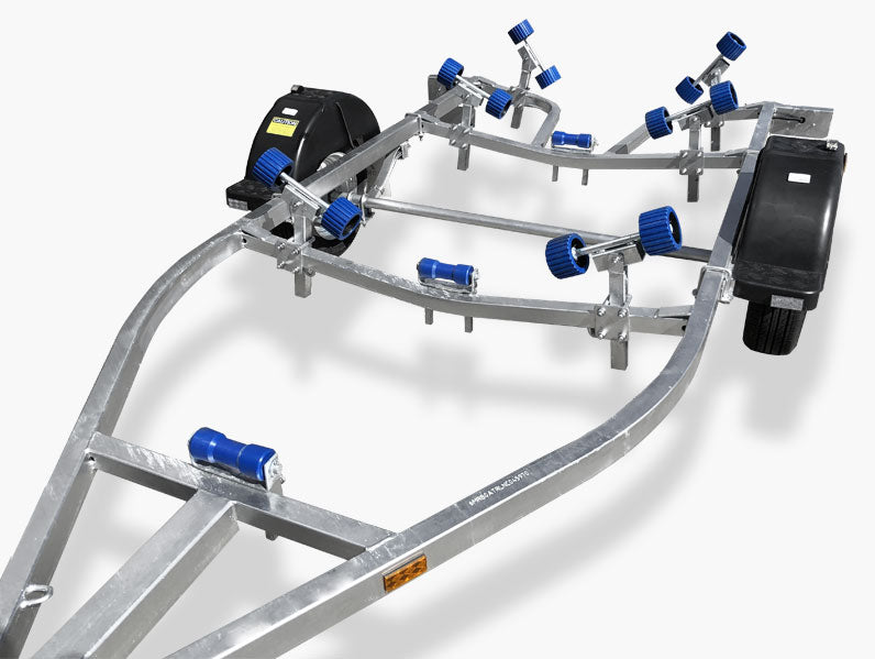 4500 SERIES BOAT TRAILER (WOBBLE ROLLERS OR SKIDS)
