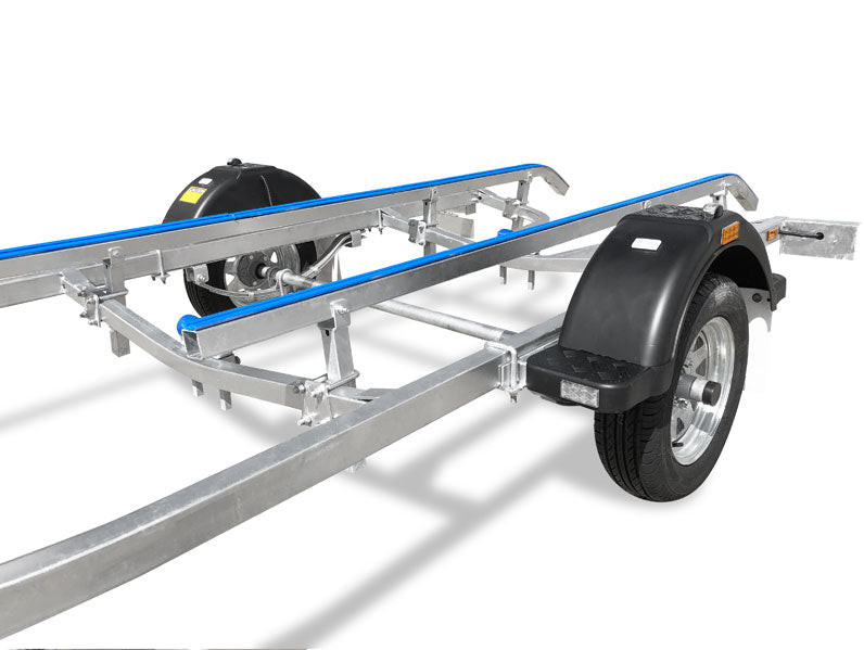 4900 SERIES BOAT TRAILER WITH DISC BRAKES (WOBBLE ROLLERS OR SKID TYPE)