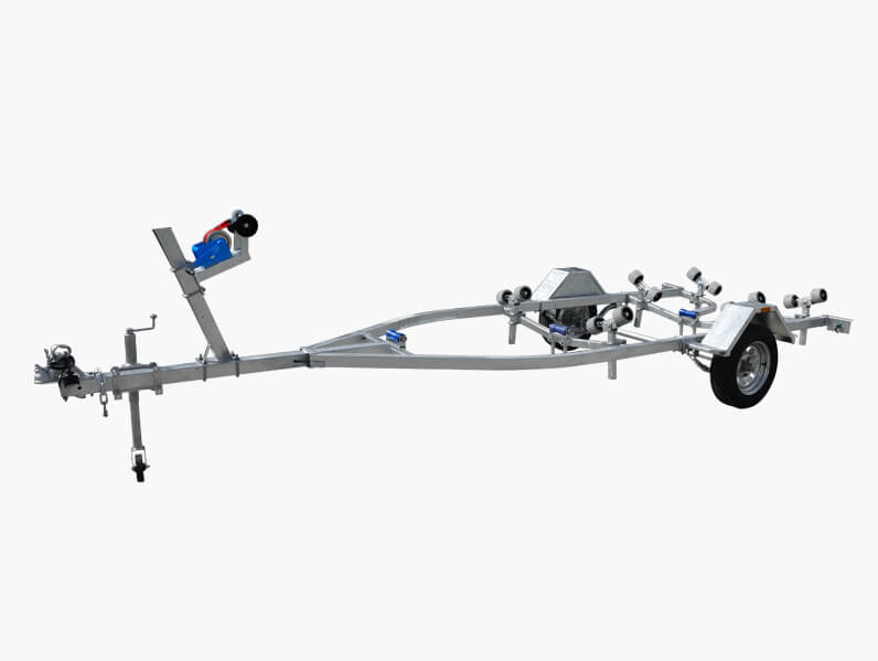 4900 SERIES BOAT TRAILER WITH DISC BRAKES (WOBBLE ROLLERS OR SKID TYPE)