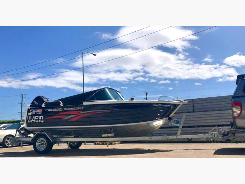 4500 SERIES BOAT TRAILER (WOBBLE ROLLERS OR SKIDS)