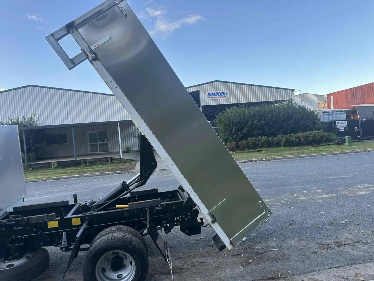 Custom UTE trays Aluminum