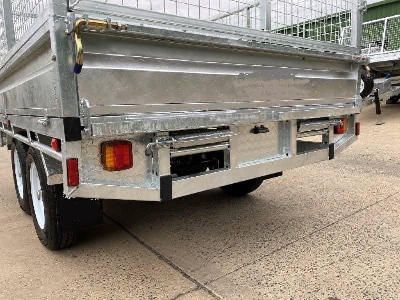 Flat Top Trailers 10 x 6 ft Tandem Flat Deck Trailer with Loading Ramps ATM 3500kg