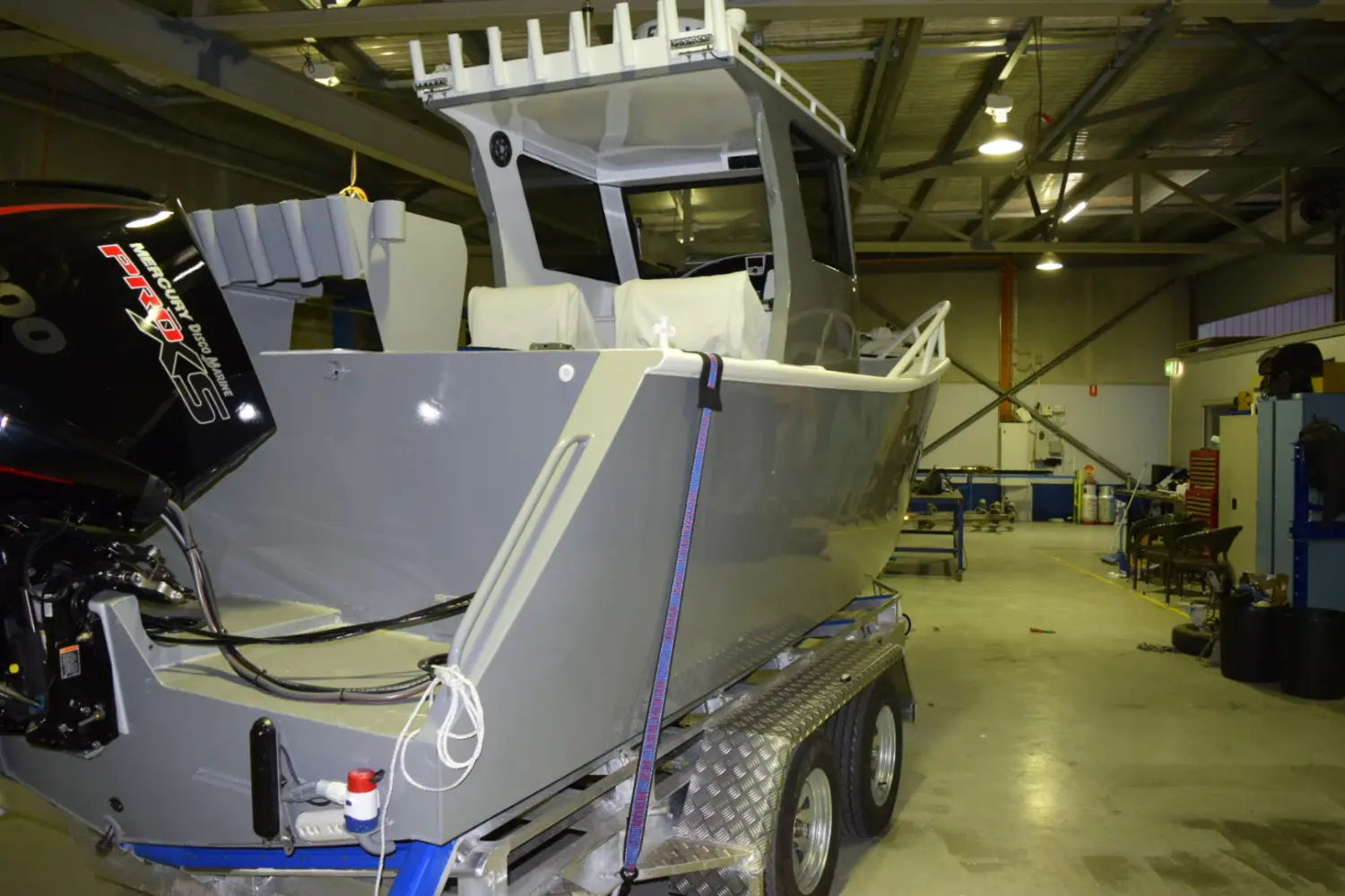 r 6.1m walk around aluminium boat