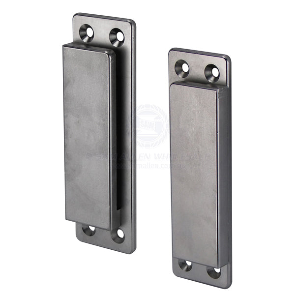FOLD DOWN TABLE AND SEAT BRACKET