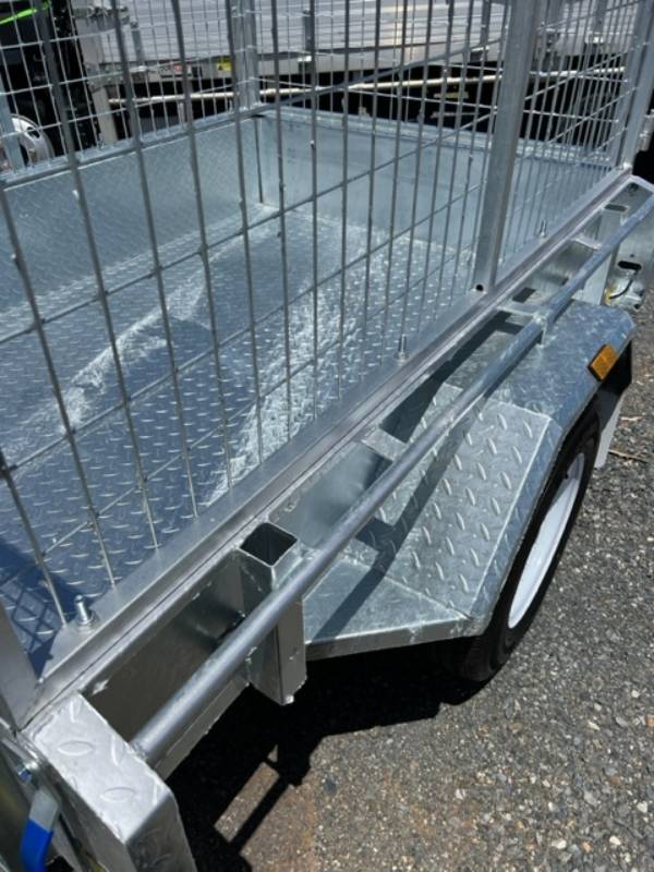 8x5 Box Trailers QLD Cage 600mm