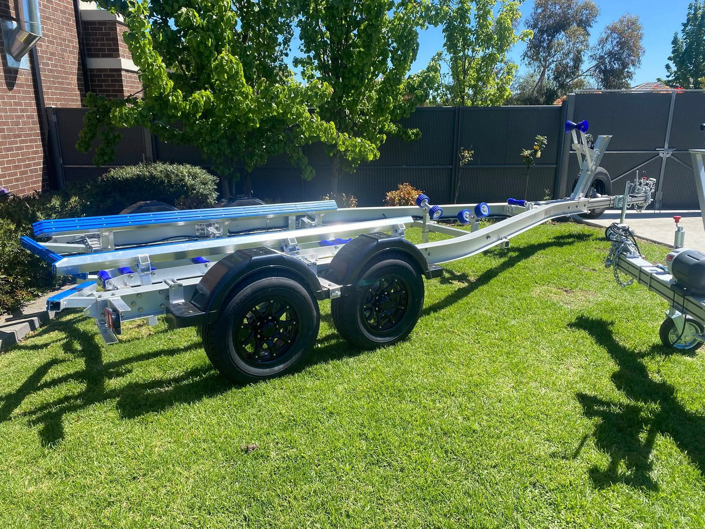 Aluminum Boat Trailer suit boats 20 - 22 foot WP2022 Aluminum Boat Trailer