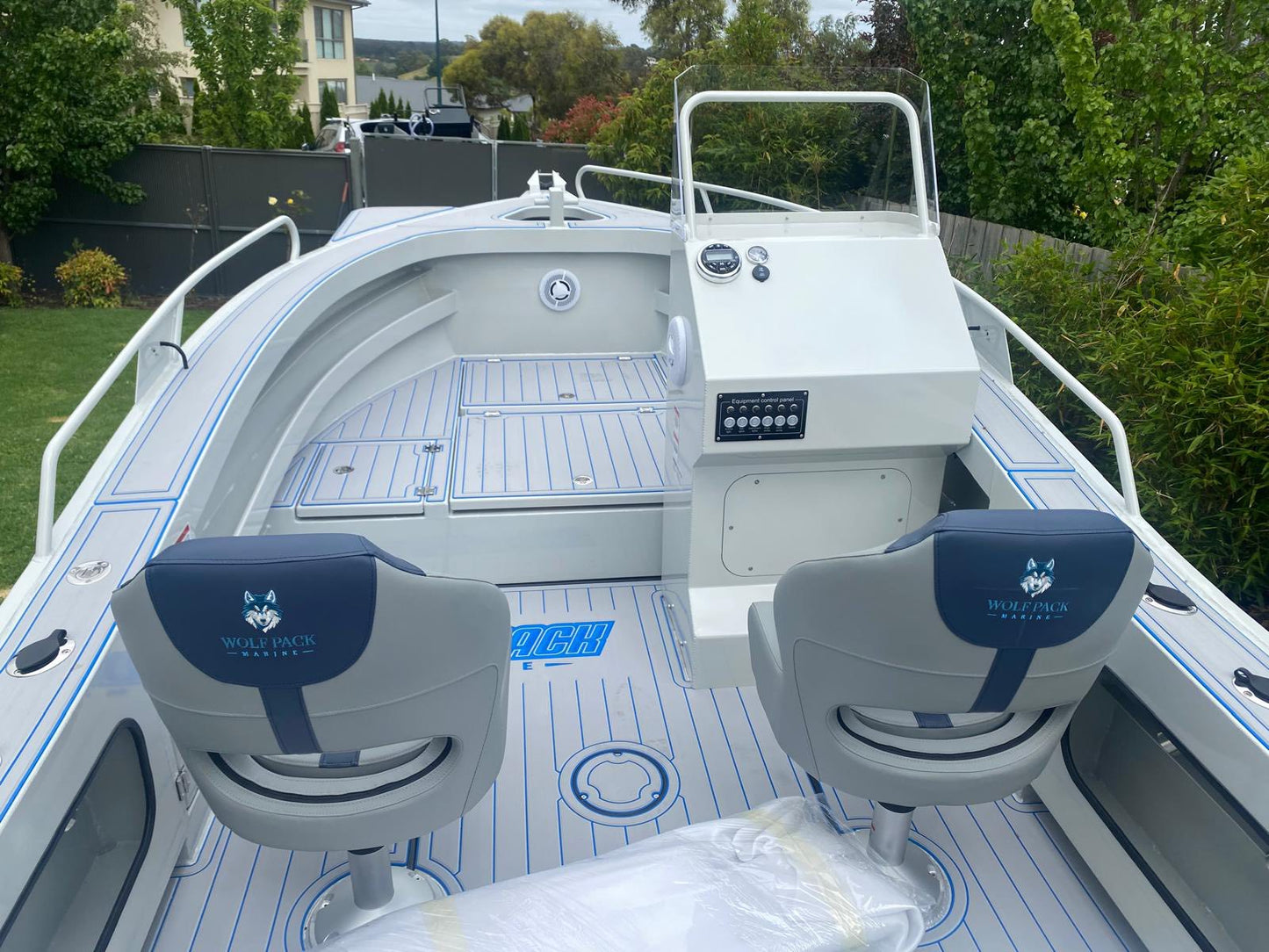 Shadow 550 side console- Coffs Metal Works Boats WPM Edition aluminum boat