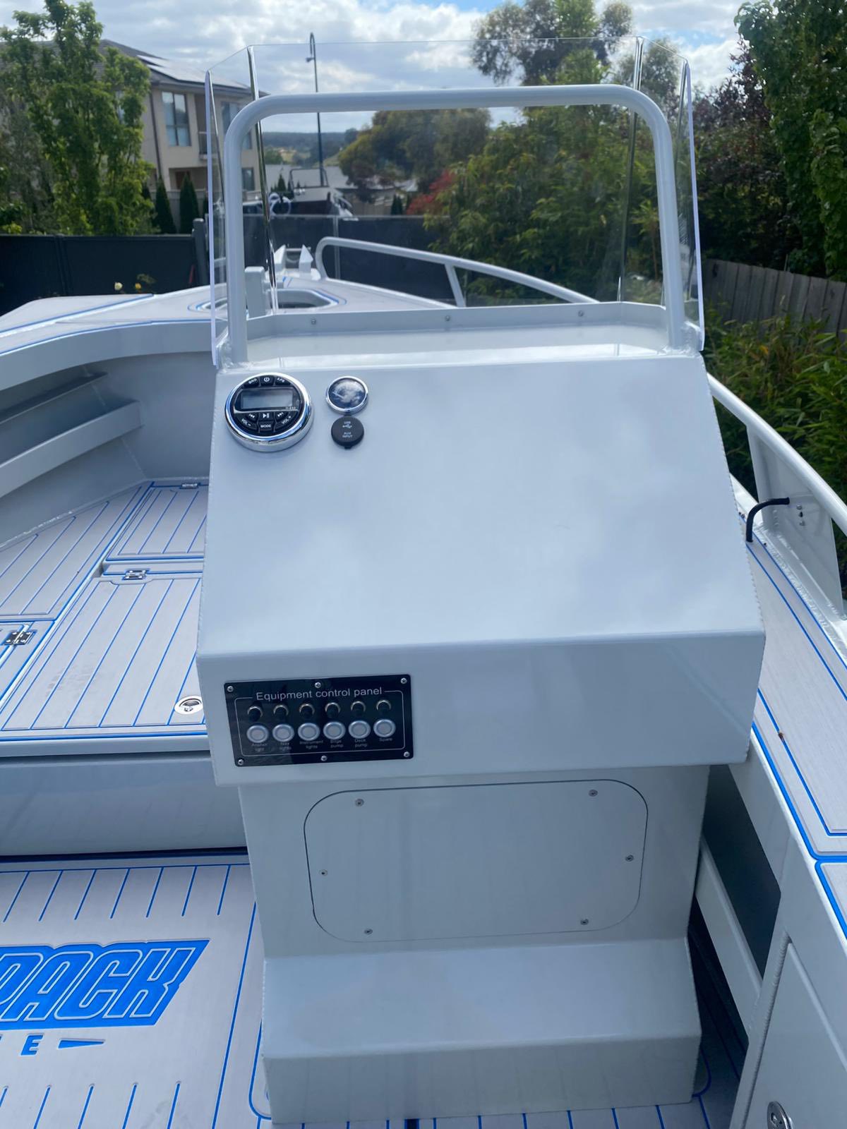 Shadow 550 side console- Coffs Metal Works Boats WPM Edition aluminum boat