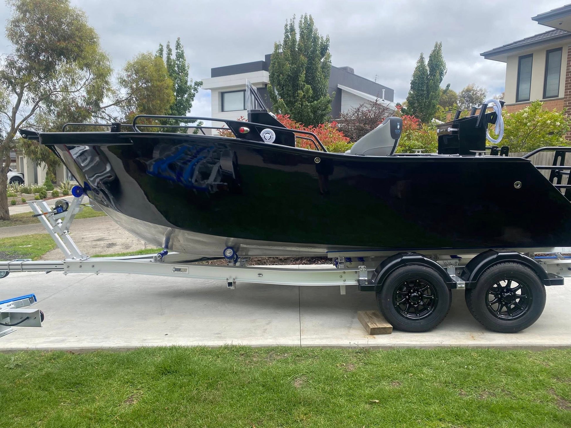 Shadow 550 side console- Coffs Metal Works Boats WPM Edition aluminum boat