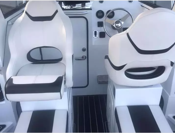 7.5m Center Cabin wolf pack marine