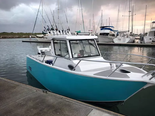 7.5m Center Cabin wolf pack marine