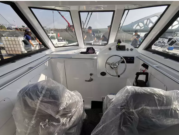wolf pack 7.3m Catamaran