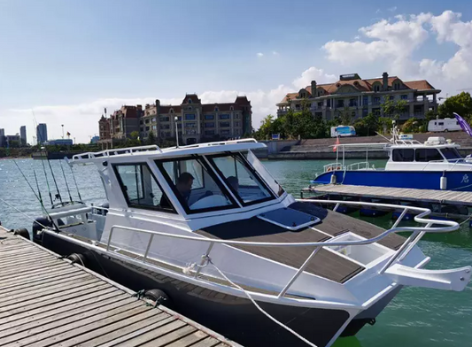 wolf pack 7.3m Catamaran