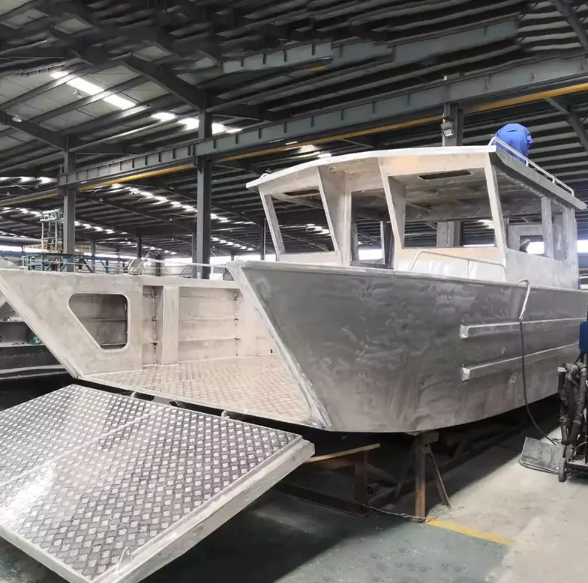 wolf Pack 9m Aluminum Barge Landing Craft Work Boat for Car Transport