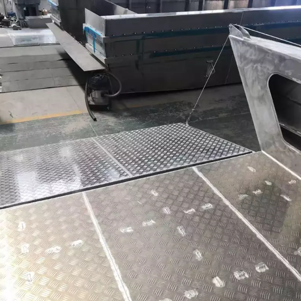 wolf Pack 9m Aluminum Barge Landing Craft Work Boat for Car Transport