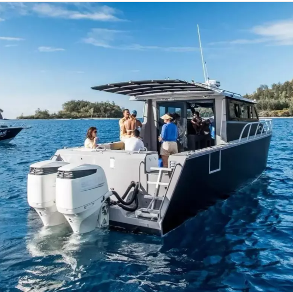 9m Comfortable Lifestyle Yachts Luxury Aluminum Boat For Fishing And Recreation