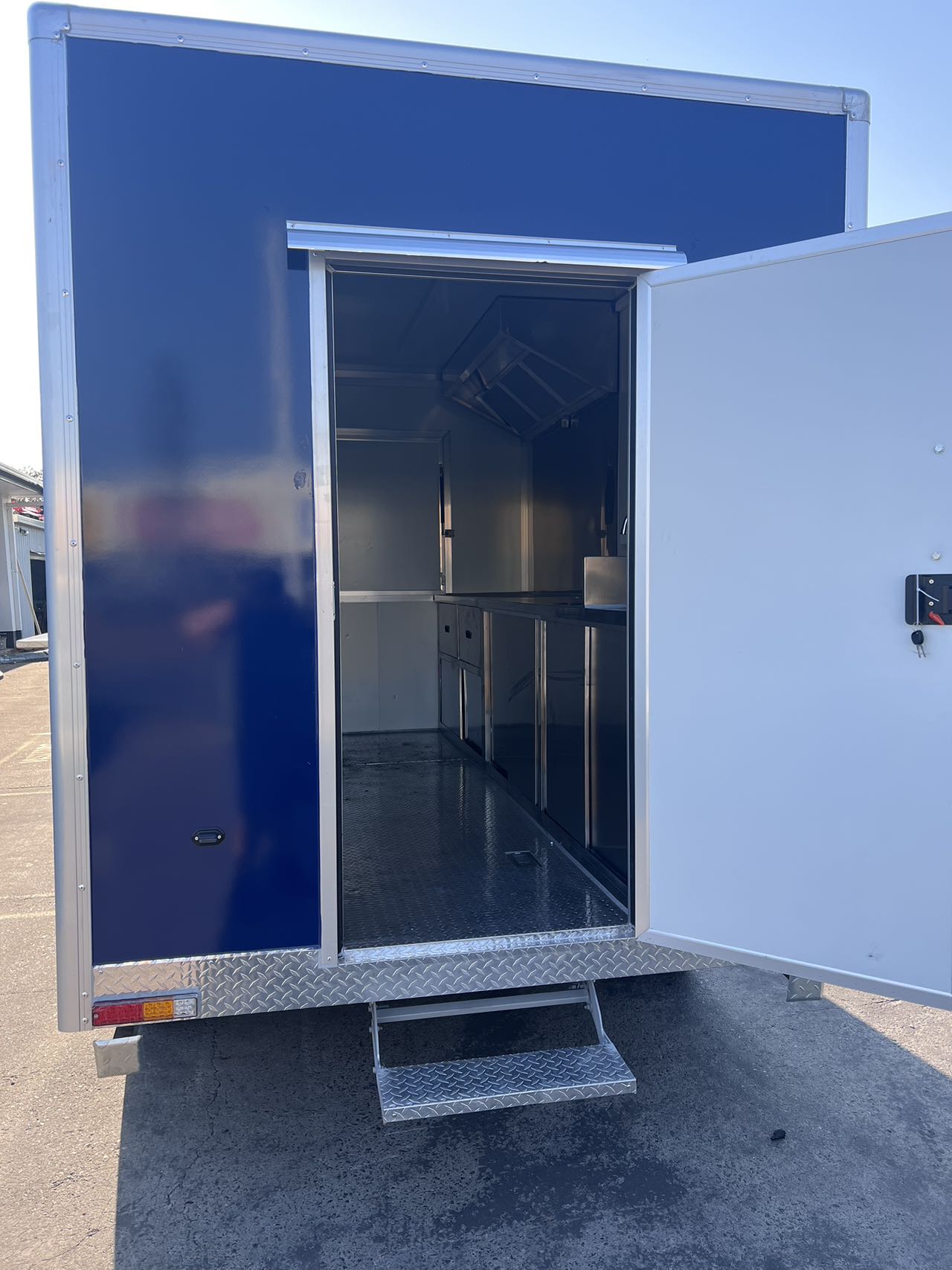 Food Trailer 3 x 2.1 metres Single Axle with Great Inclusions and Colours