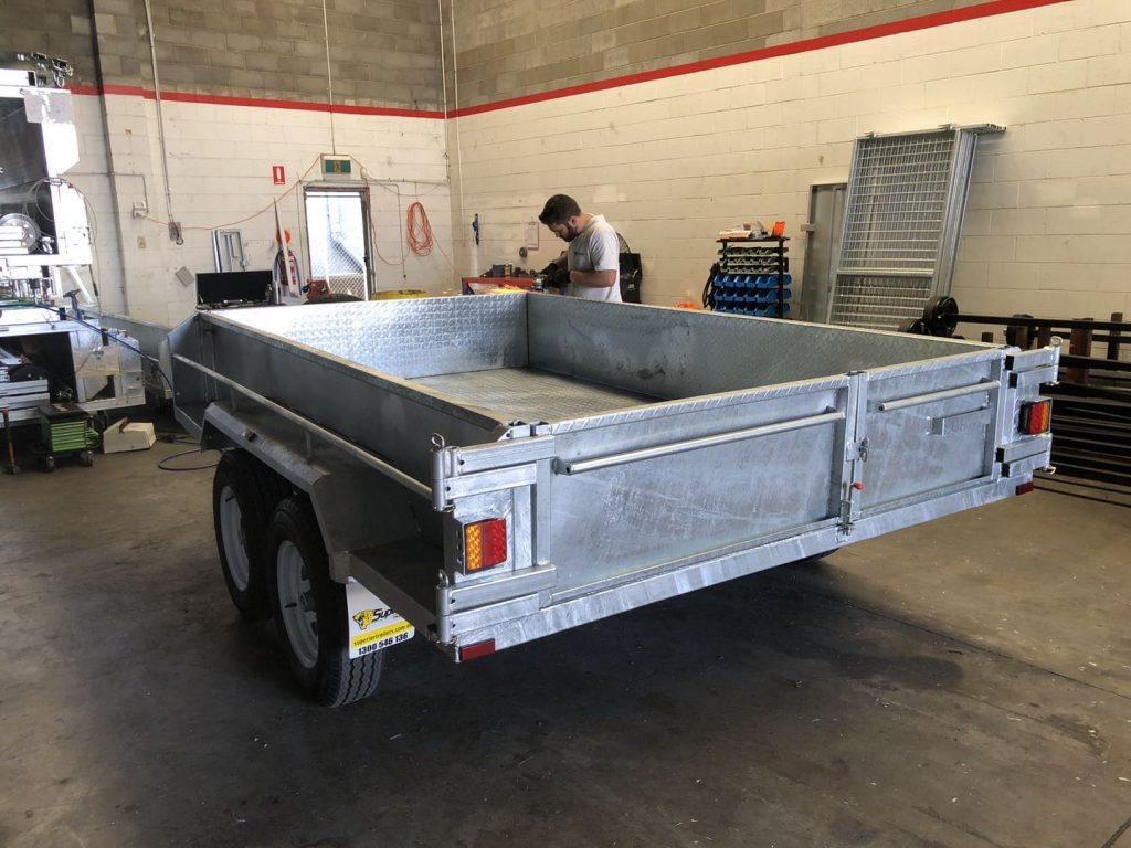 Superior H/D Premium Tandem 10x5 Hydraulic Tipper 3200KG Rating