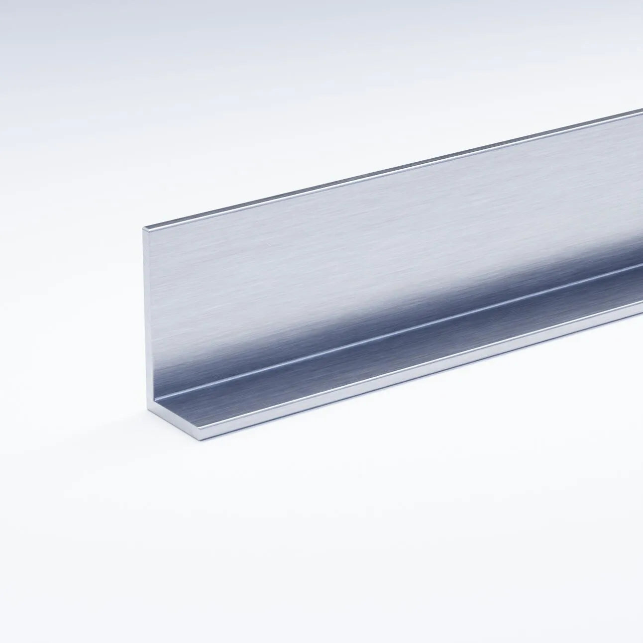 aluminium unequal angle size 40 20 3 mm 5