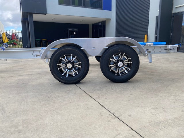 WP2022 Alloy dual axle trailer suits boats 6m to 6.5m