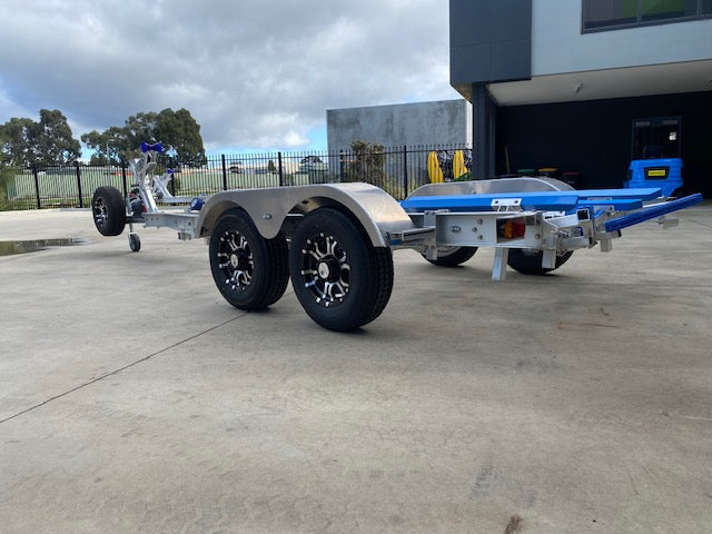WP2022 Alloy dual axle trailer suits boats 6m to 6.5m