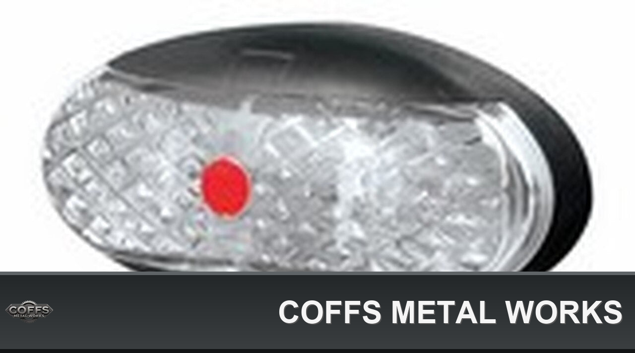 roadvision-clearance-led-rear-marker-light-2-5m-cable-coffs-metal-works-01