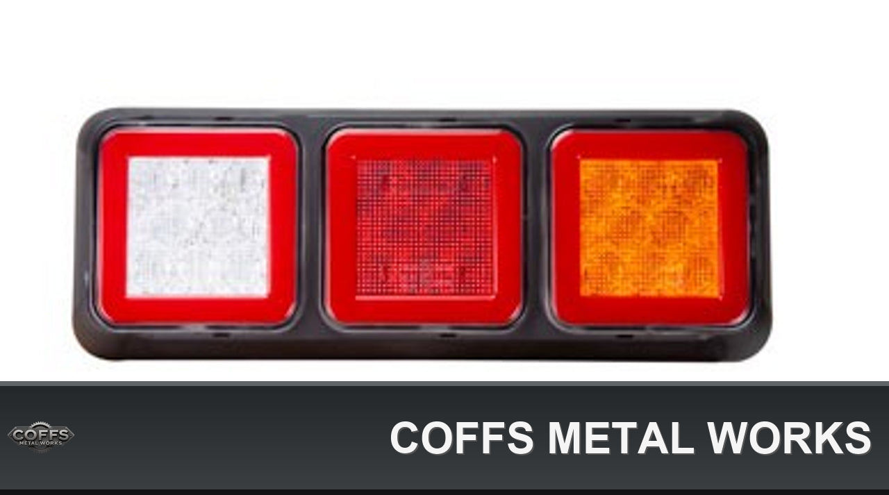 roadvision-led-triple-combination-trailer-lamp-surface-mount-274x100x35mm-10-30v-br274a-01