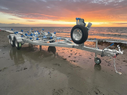 5.7M Tandem Galvanised Boat Trailer For Sale 2000kg ATM Duel