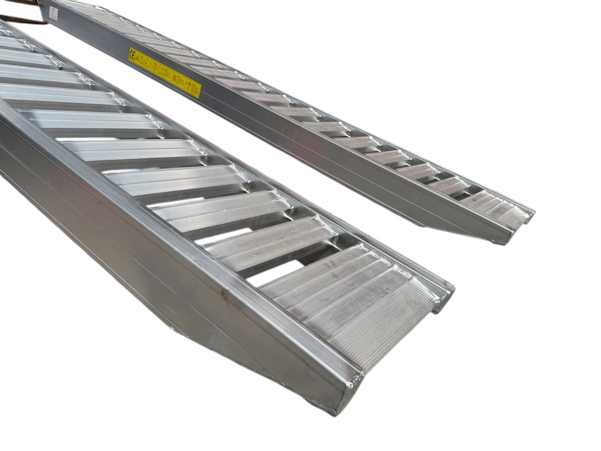 Heavy Duty Aluminium Loading Ramps 3.9m
