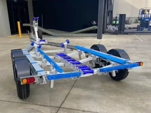 WP1820T Alloy Trailers – single suits boats 4.6 to 5.4. (2000kg)