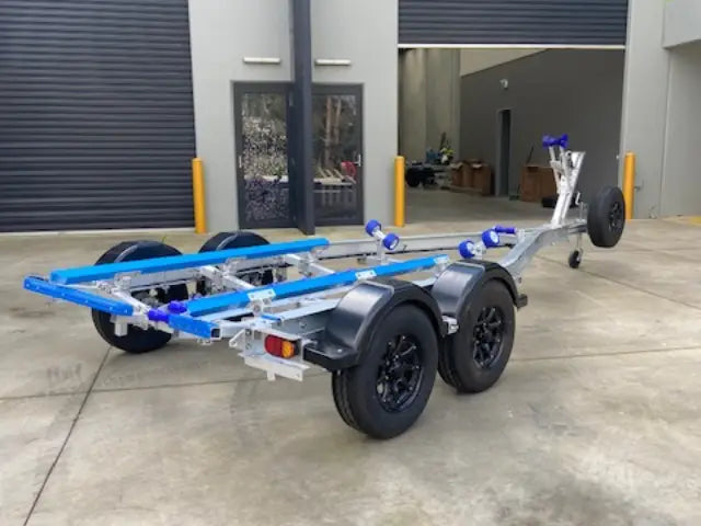 WP1820T Alloy Trailers – single suits boats 4.6 to 5.4. (2000kg)